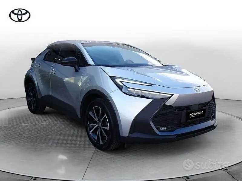Toyota C-Hr 2025 photo 2