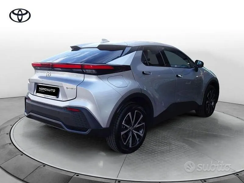 Toyota C-Hr 2025 photo 4