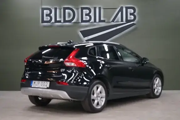 Volvo V40 Cross Country 2016 photo 5