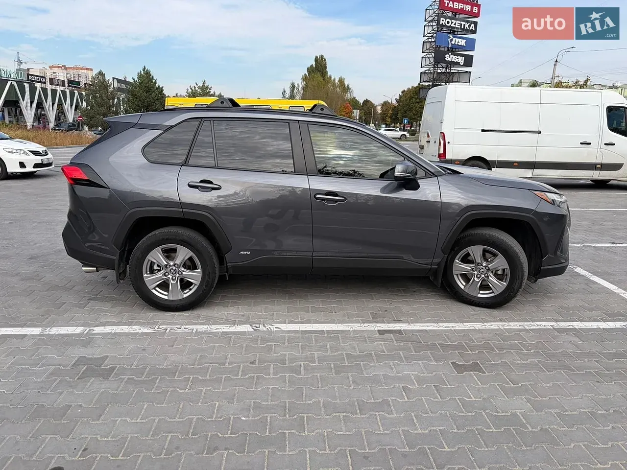 Toyota Rav4 2023 photo 4