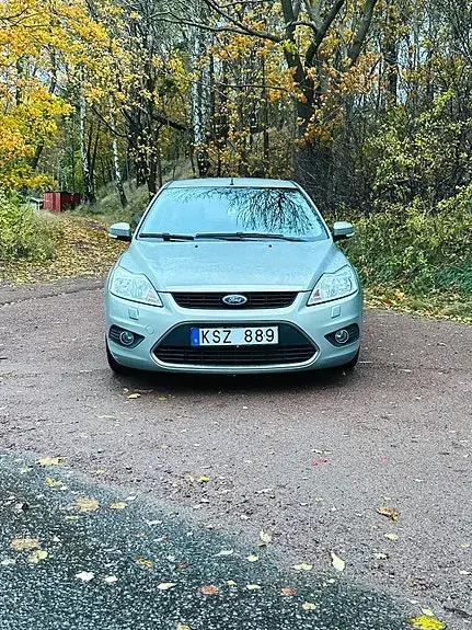 Ford Focus 2010 photo 3