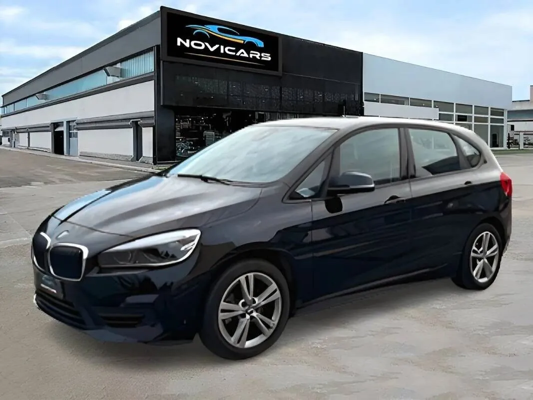 BMW 218I