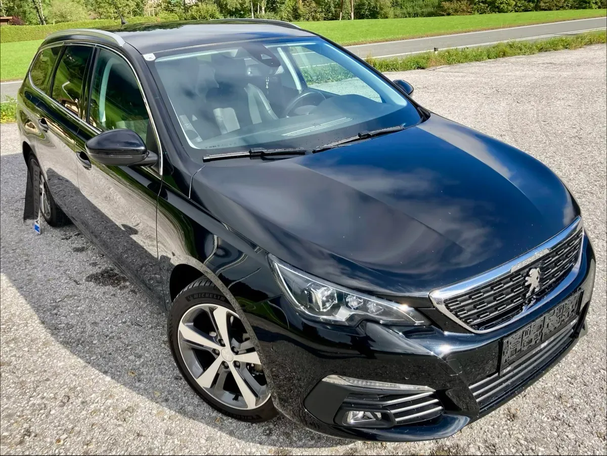 Peugeot 308 2018 photo 3