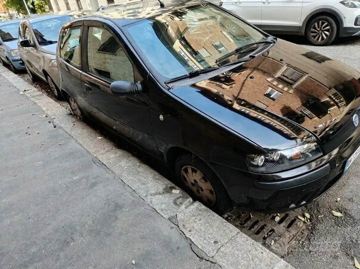 Fiat Punto 2000 photo 3