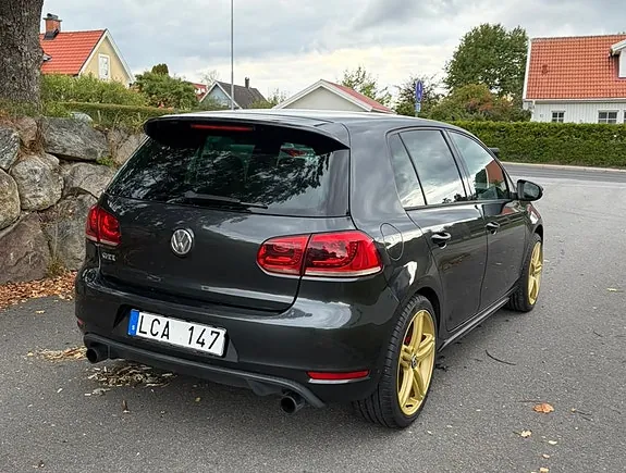 Volkswagen Golf Vi 2011 photo 4