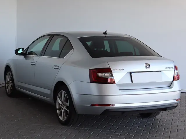 Skoda Octavia 2020 photo 3