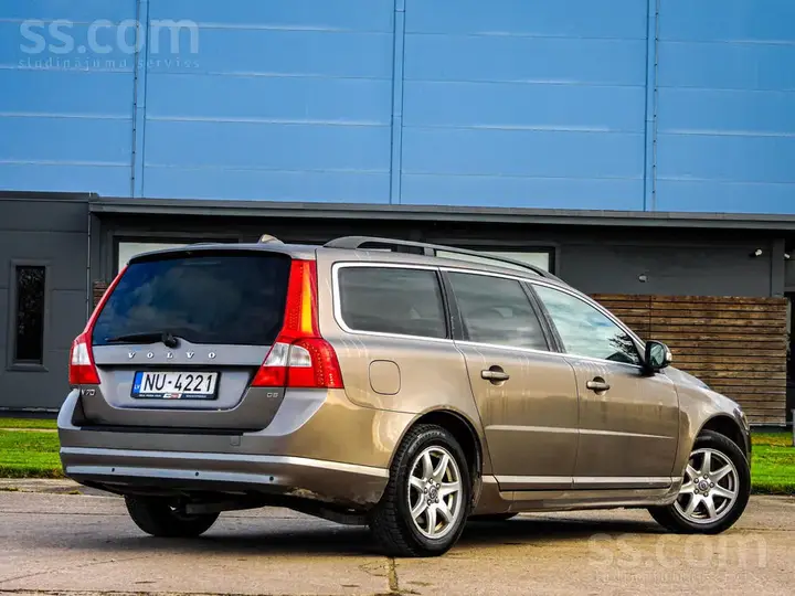 Volvo V70 2007 photo 4