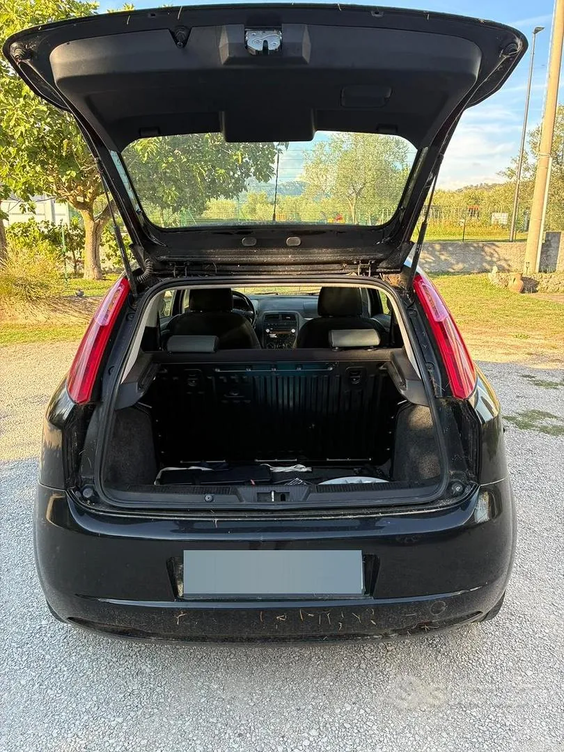 Fiat Punto 2007 photo 2