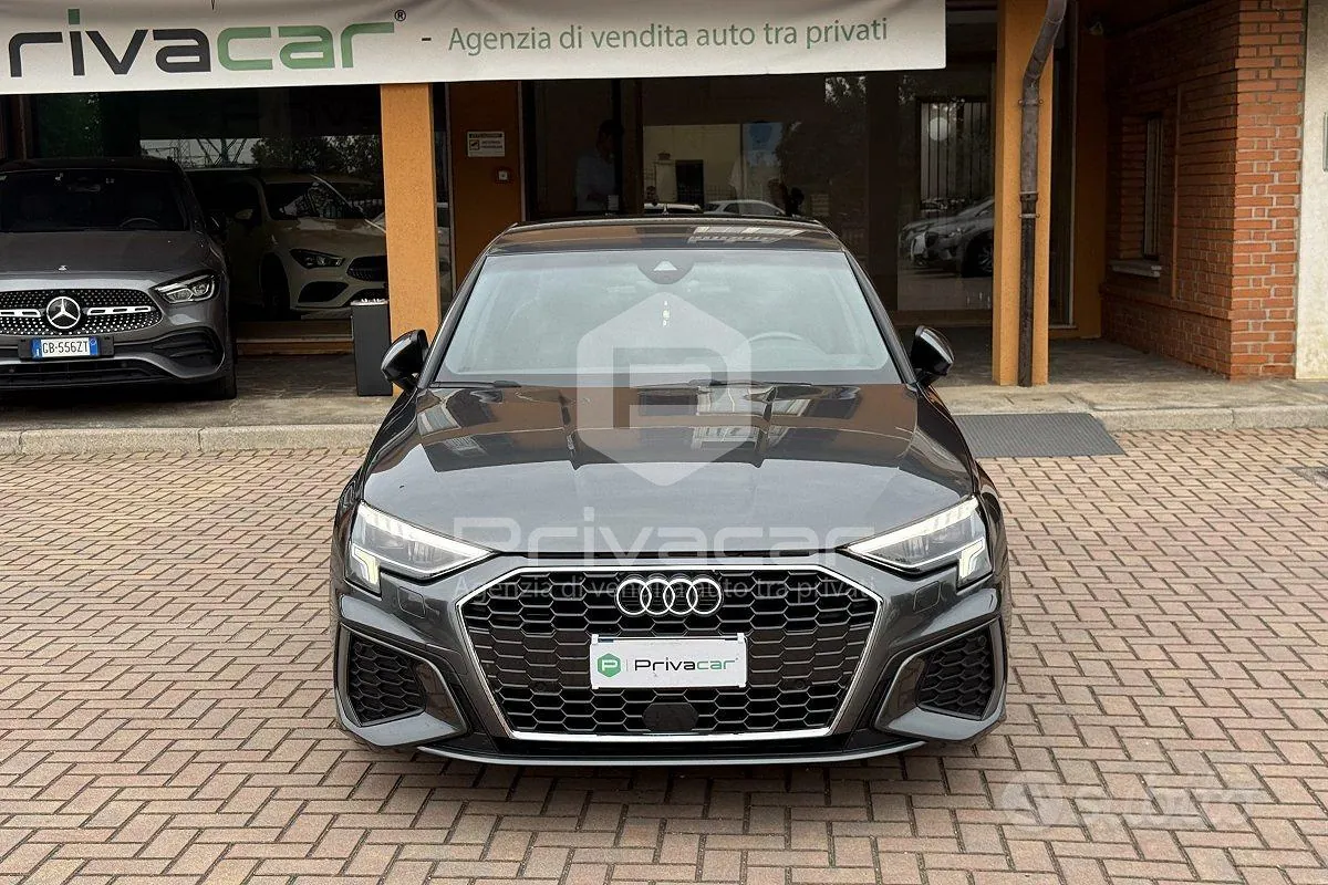 Audi A3 2021 photo 2