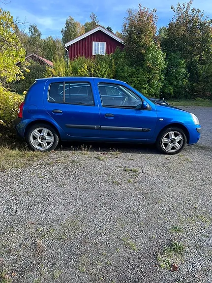 Renault Clio 2006 photo 2