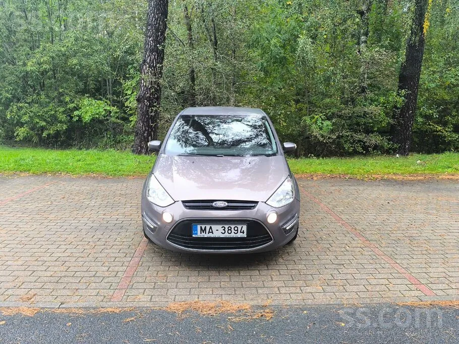 Ford S-Max
