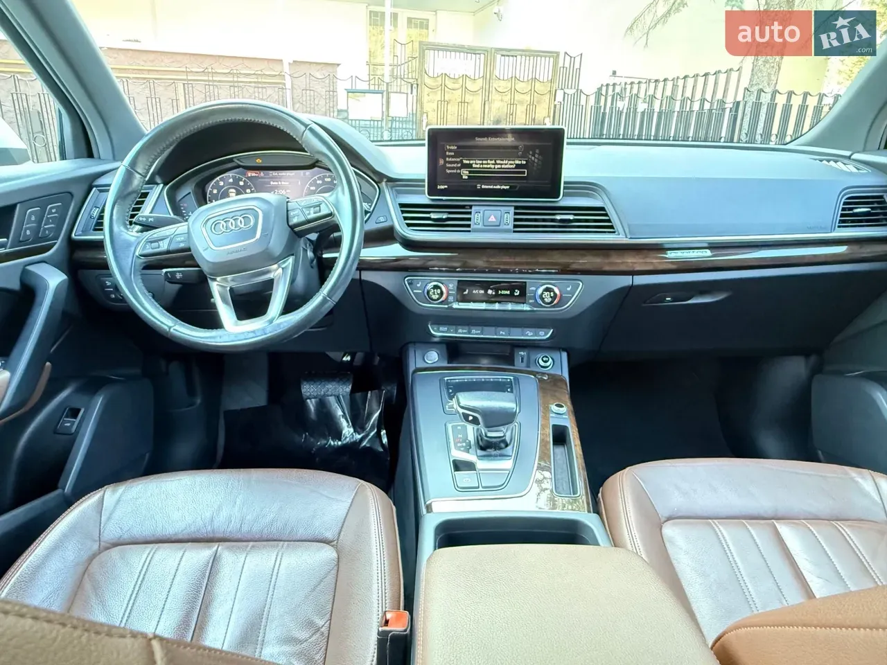 Audi Q5 2018 photo 2