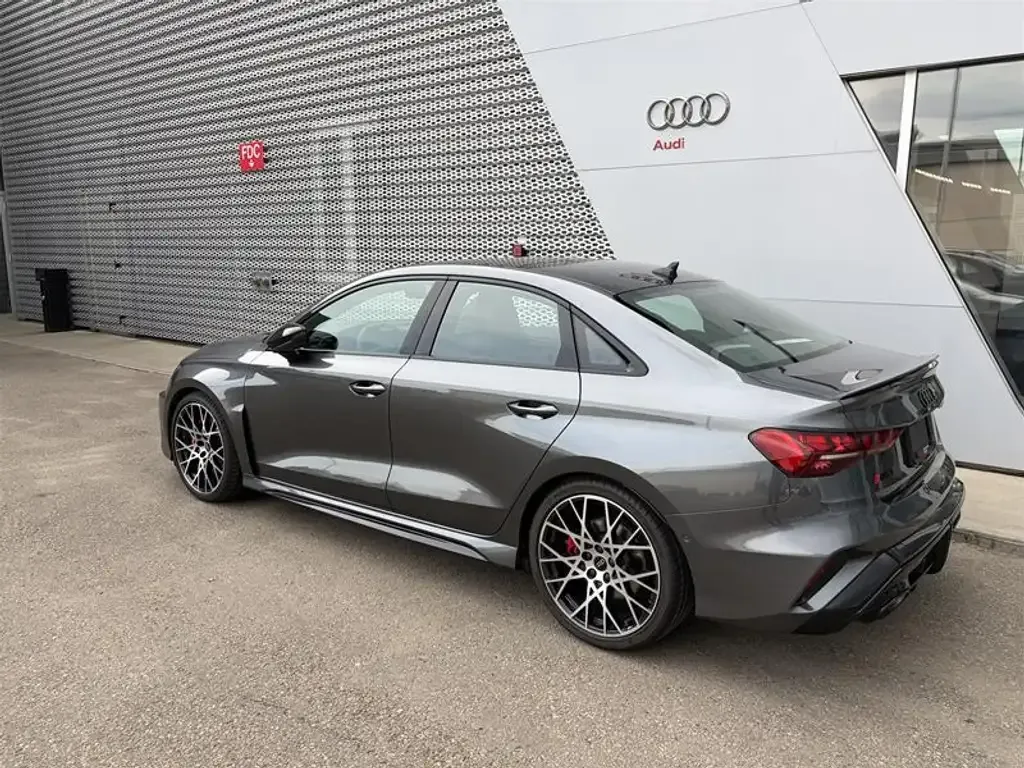 Audi Rs3 2025 photo 4