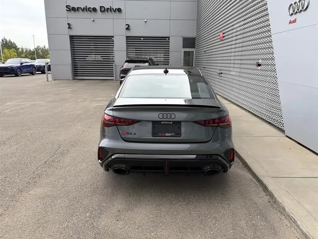Audi Rs3 2025 photo 5