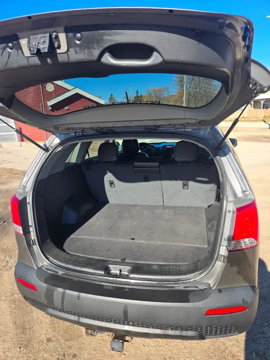 Kia Sorento 2011 photo 3
