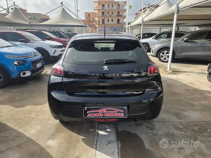 Peugeot 208 2022 photo 5