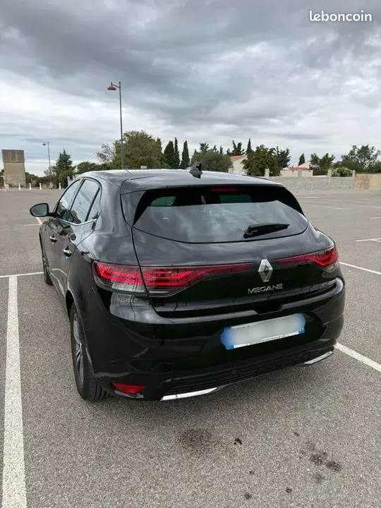 Renault Megane 2021 photo 2