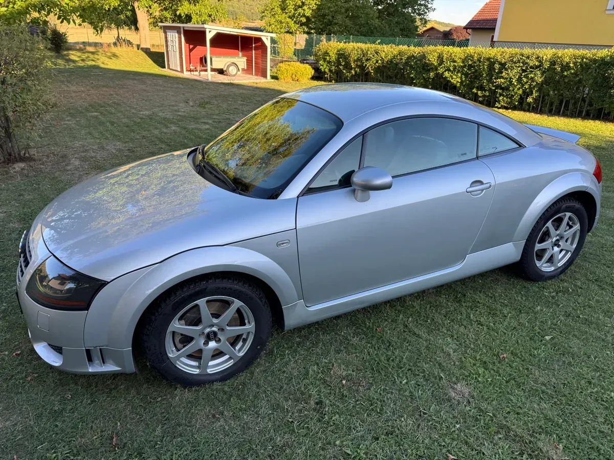 Audi Tt 1999 photo 3