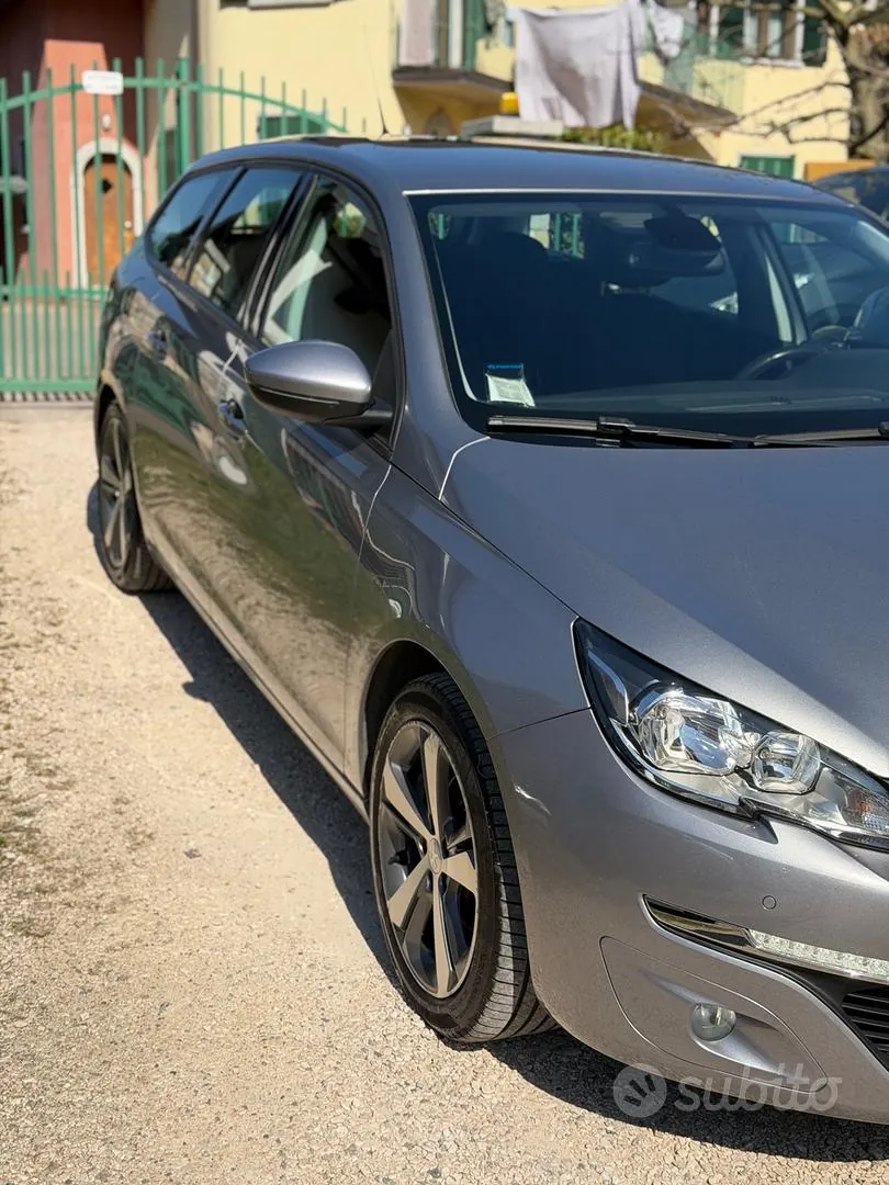 Peugeot 308 2014 photo 4