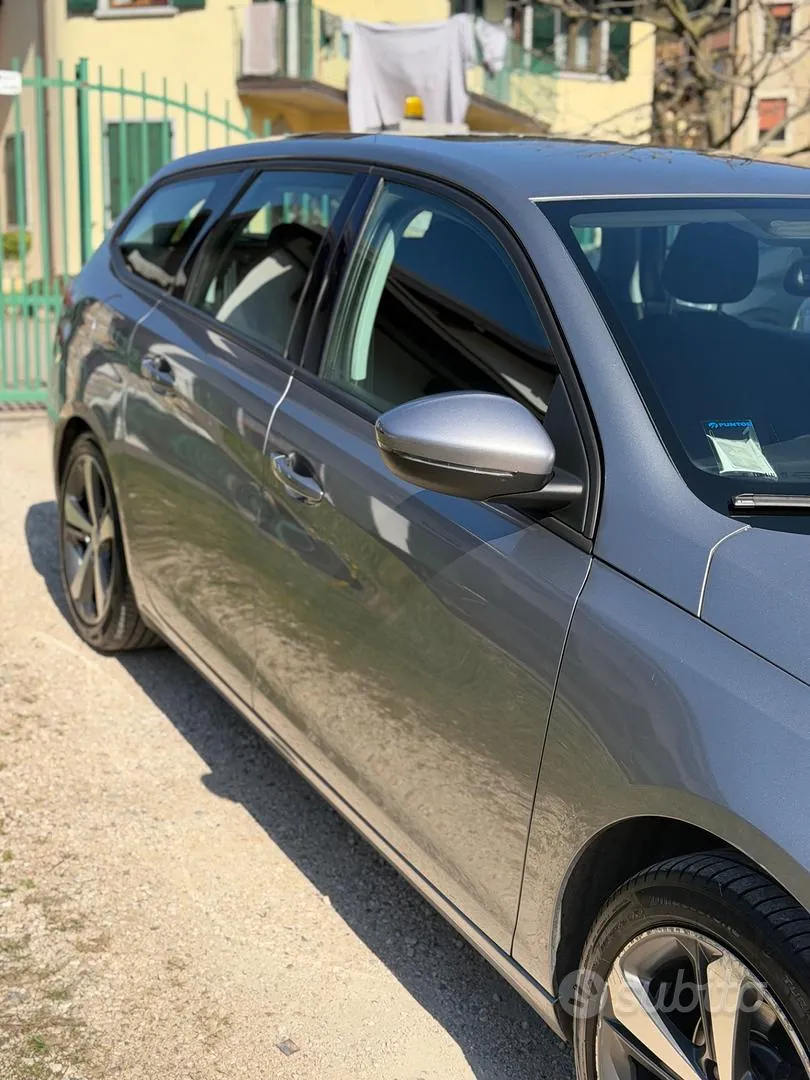 Peugeot 308 2014 photo 5