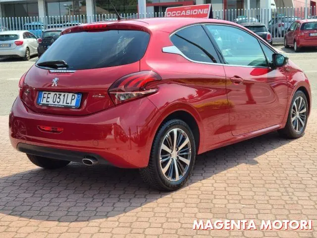 Peugeot 208 2016 photo 4