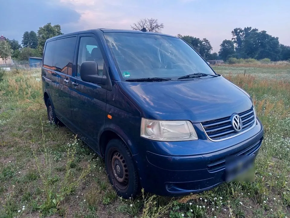 Volkswagen T5 Caravelle
