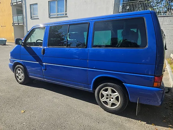 Volkswagen Multivan 2002 photo 2
