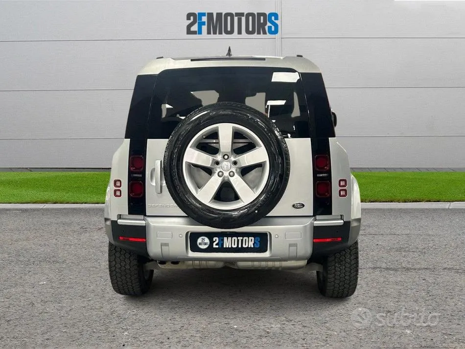 Land Rover Defender 2021 photo 4
