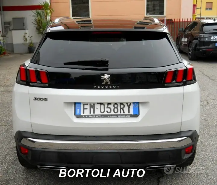 Peugeot 3008 2018 photo 4