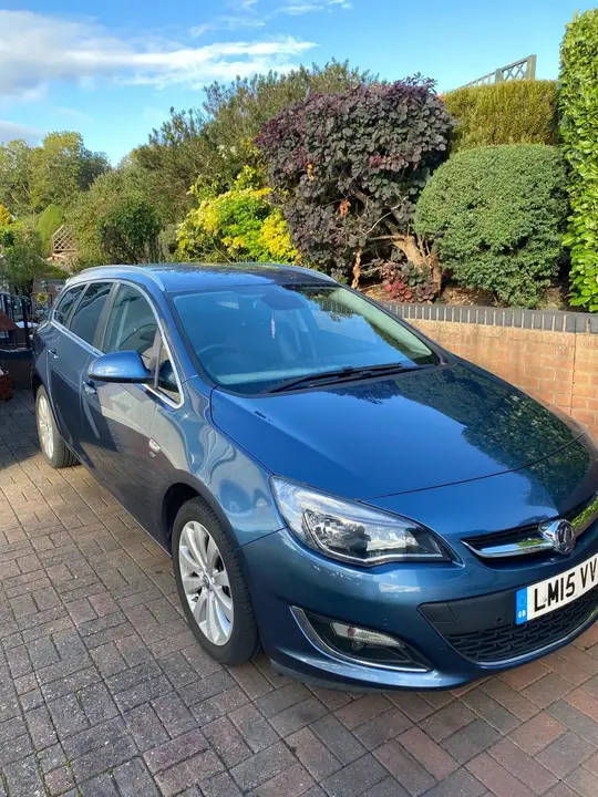Vauxhall Astra 2015 photo 5