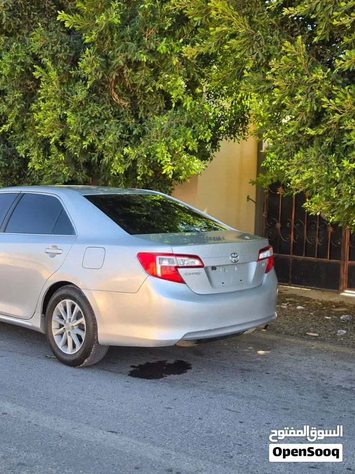 Toyota Camry 2013 photo 2