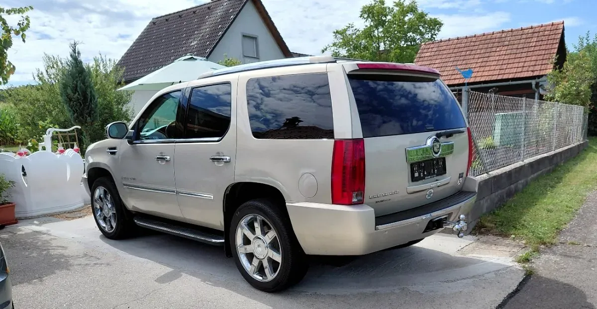 Cadillac Escalade 2007 photo 2