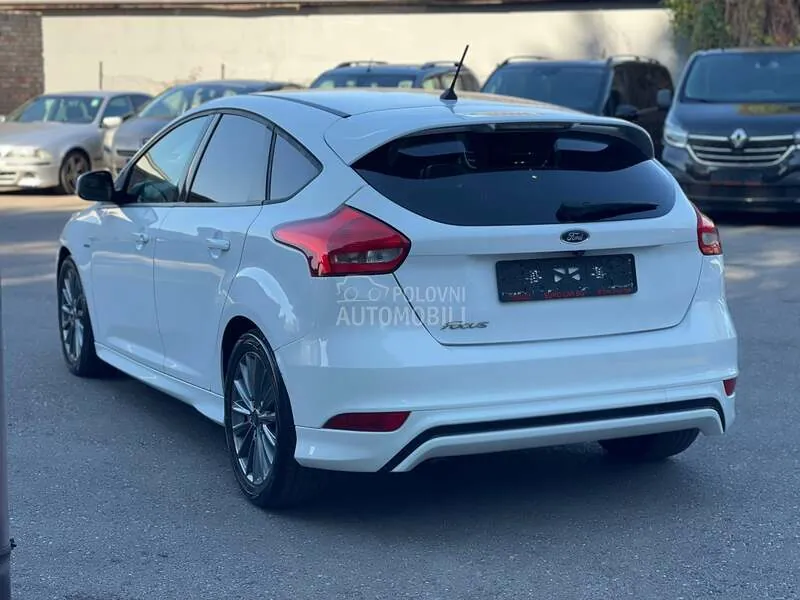 Ford Focus 2018 photo 5