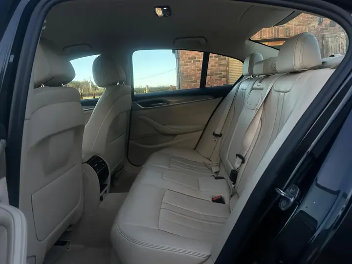 BMW 5 Series 2019 photo 3