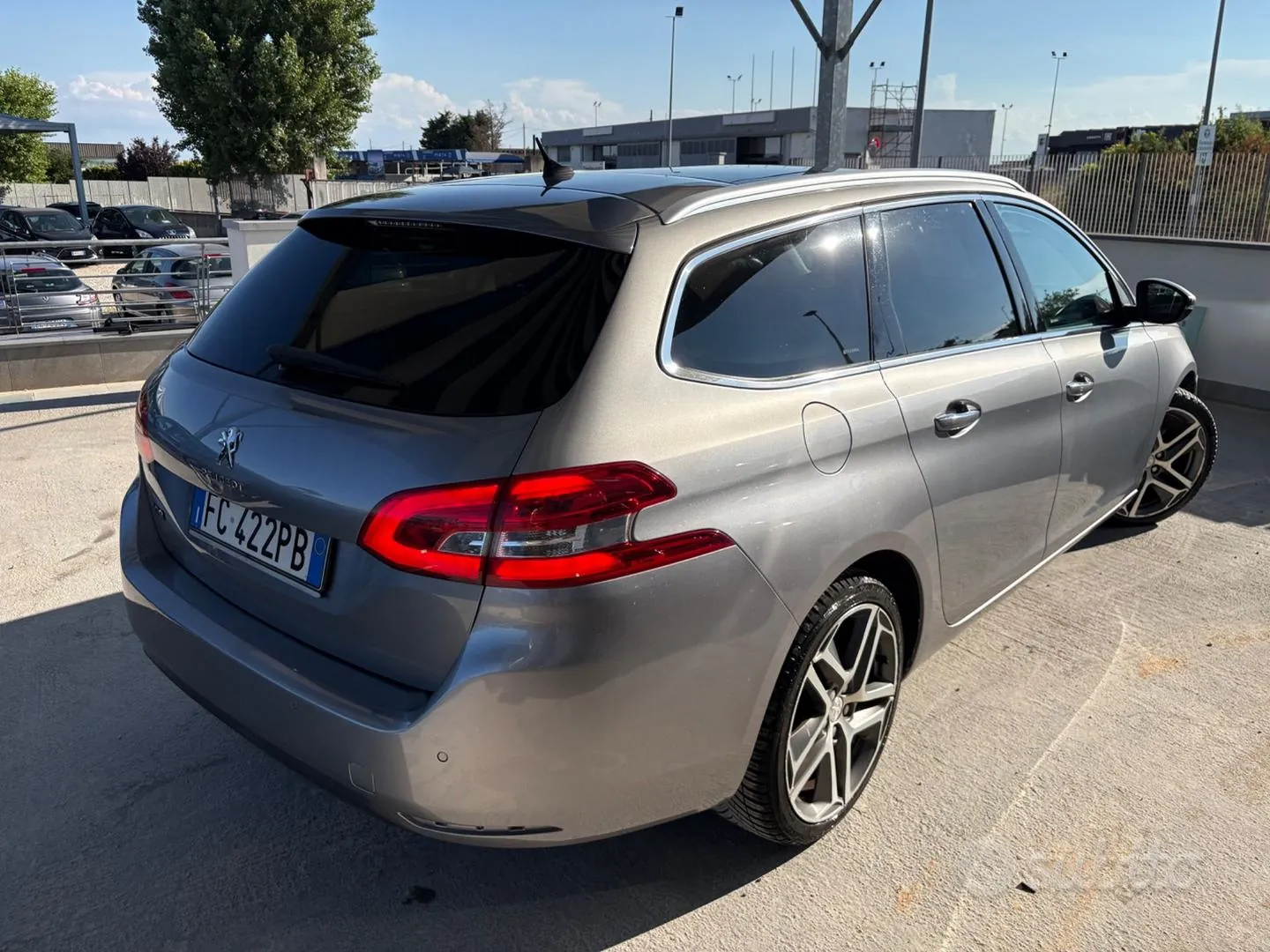 Peugeot 308 2016 photo 3