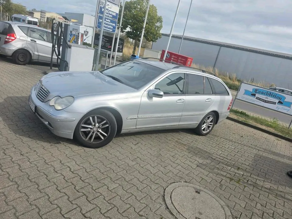 Mercedes-Benz C 200