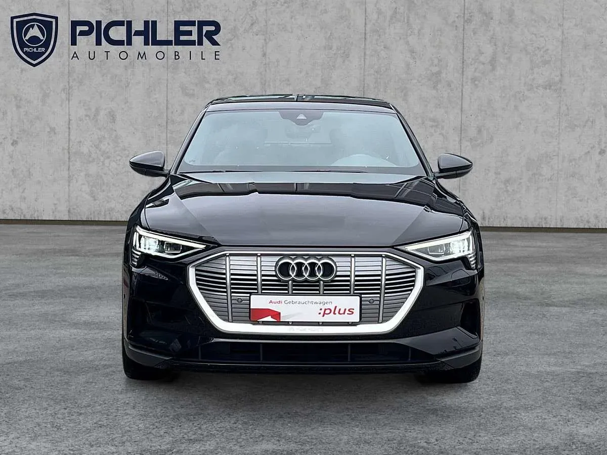 Audi E-Tron 2021 photo 2