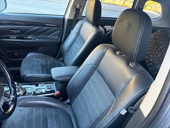 Mitsubishi Outlander 2017 photo 4