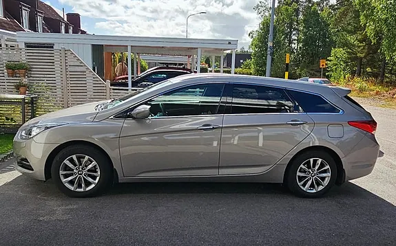 Hyundai I40