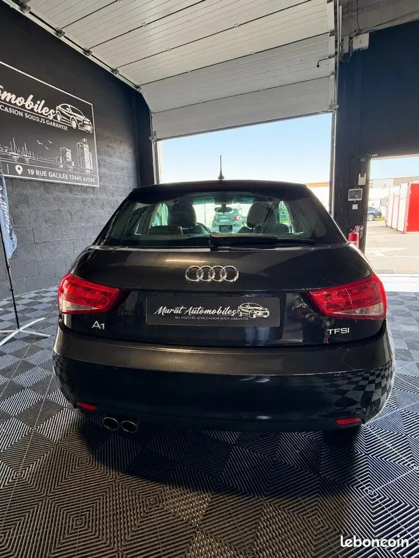 Audi A1 2010 photo 5