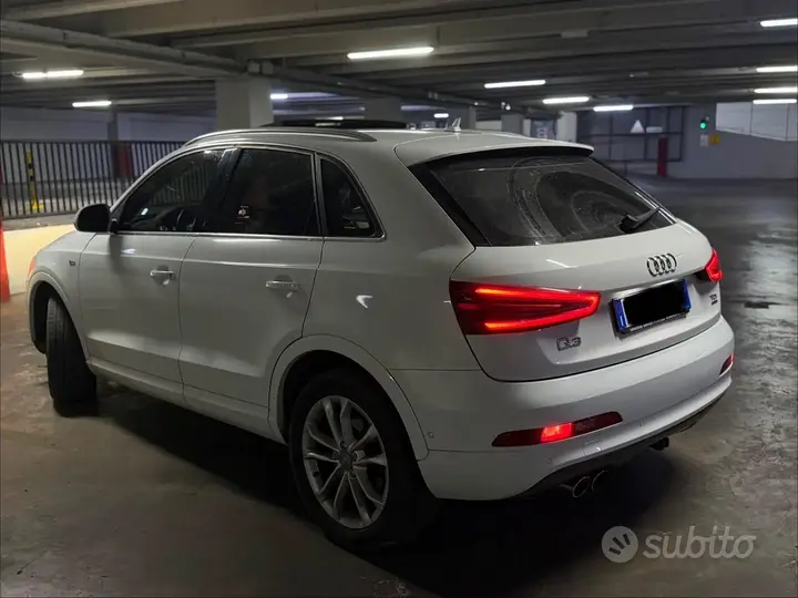 Audi Q3 2012 photo 3