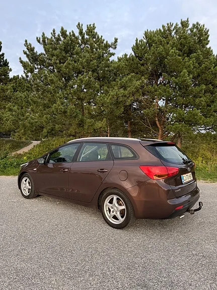 Kia Ceed 2013 photo 4