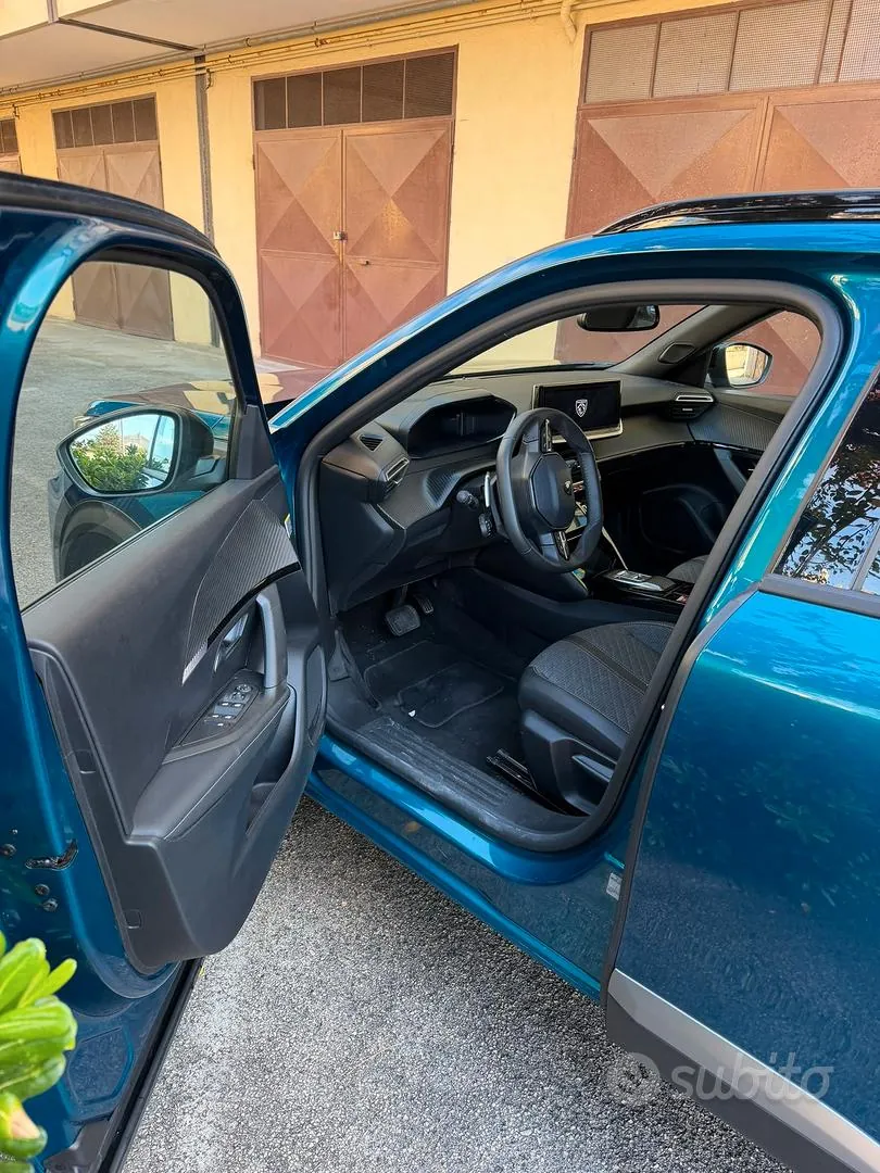Peugeot 2008 2025 photo 5