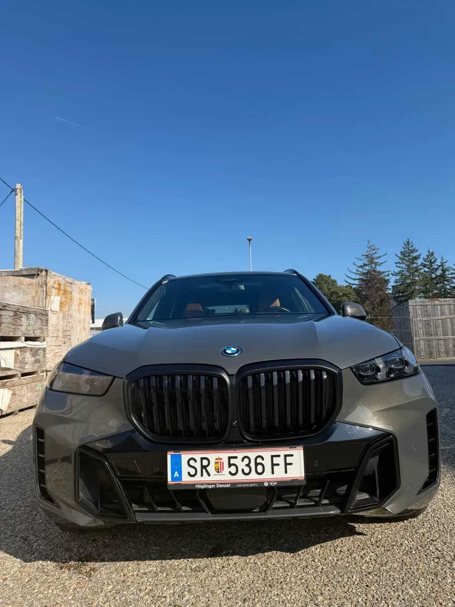 BMW X5 2023 photo 2
