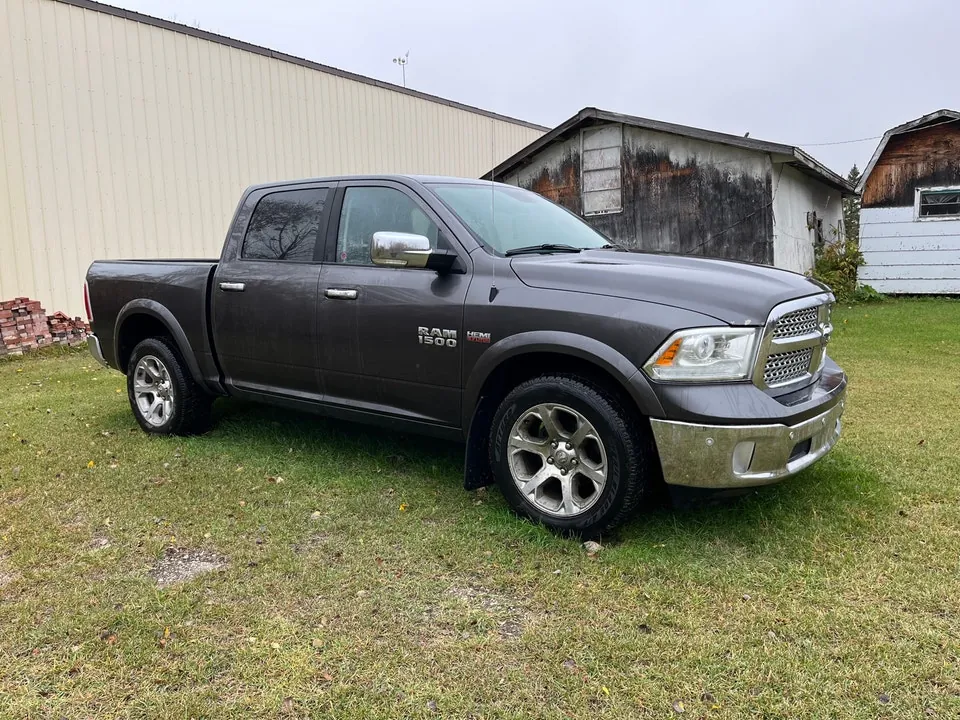Ram 1500 2014 photo 2