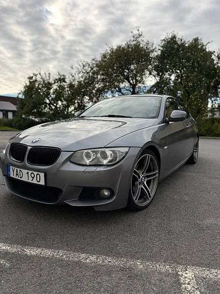 BMW 320I