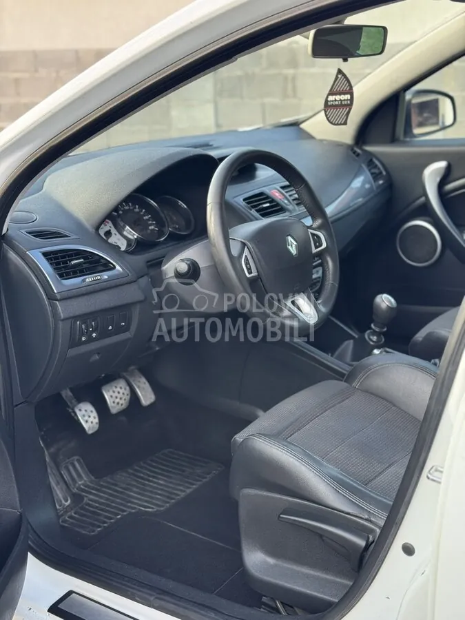 Renault Megane 2010 photo 5