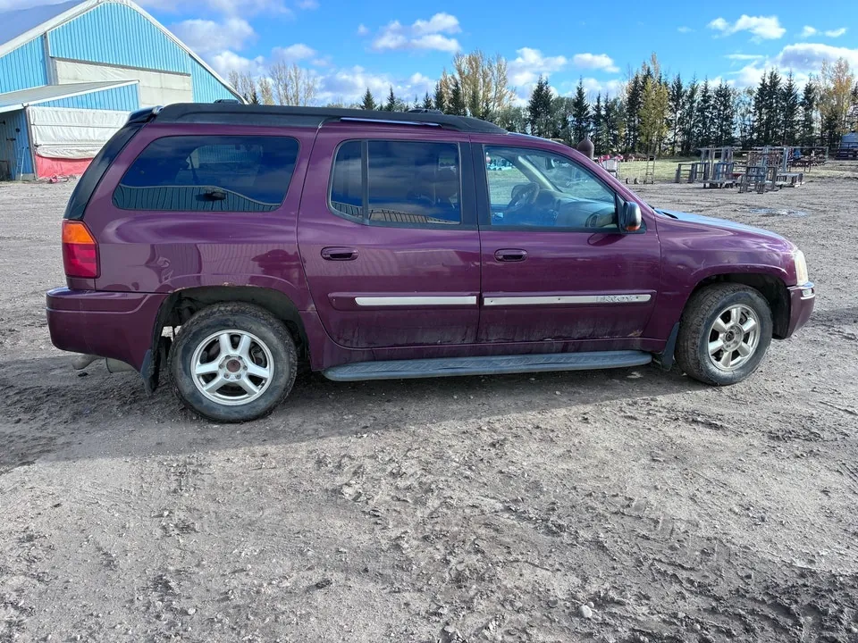 GMC Envoy 2003 photo 5