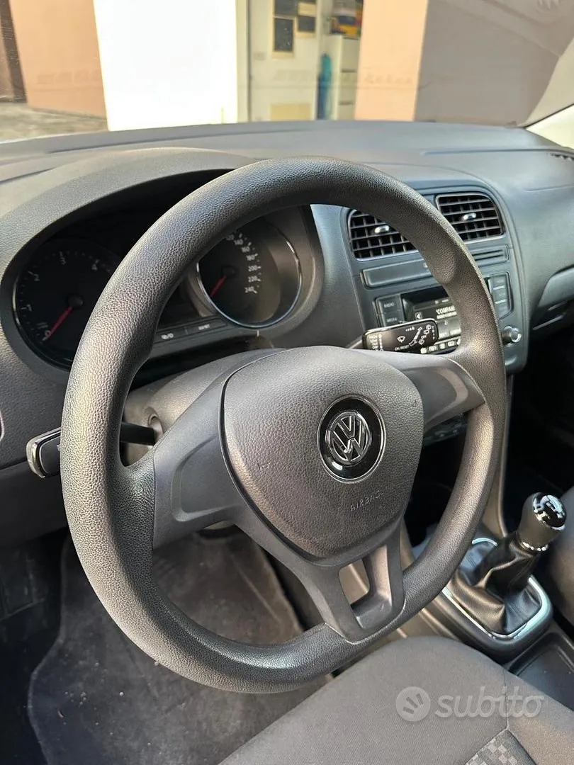 Volkswagen Polo 2014 photo 4