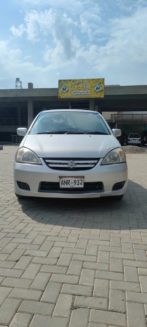 Suzuki Liana